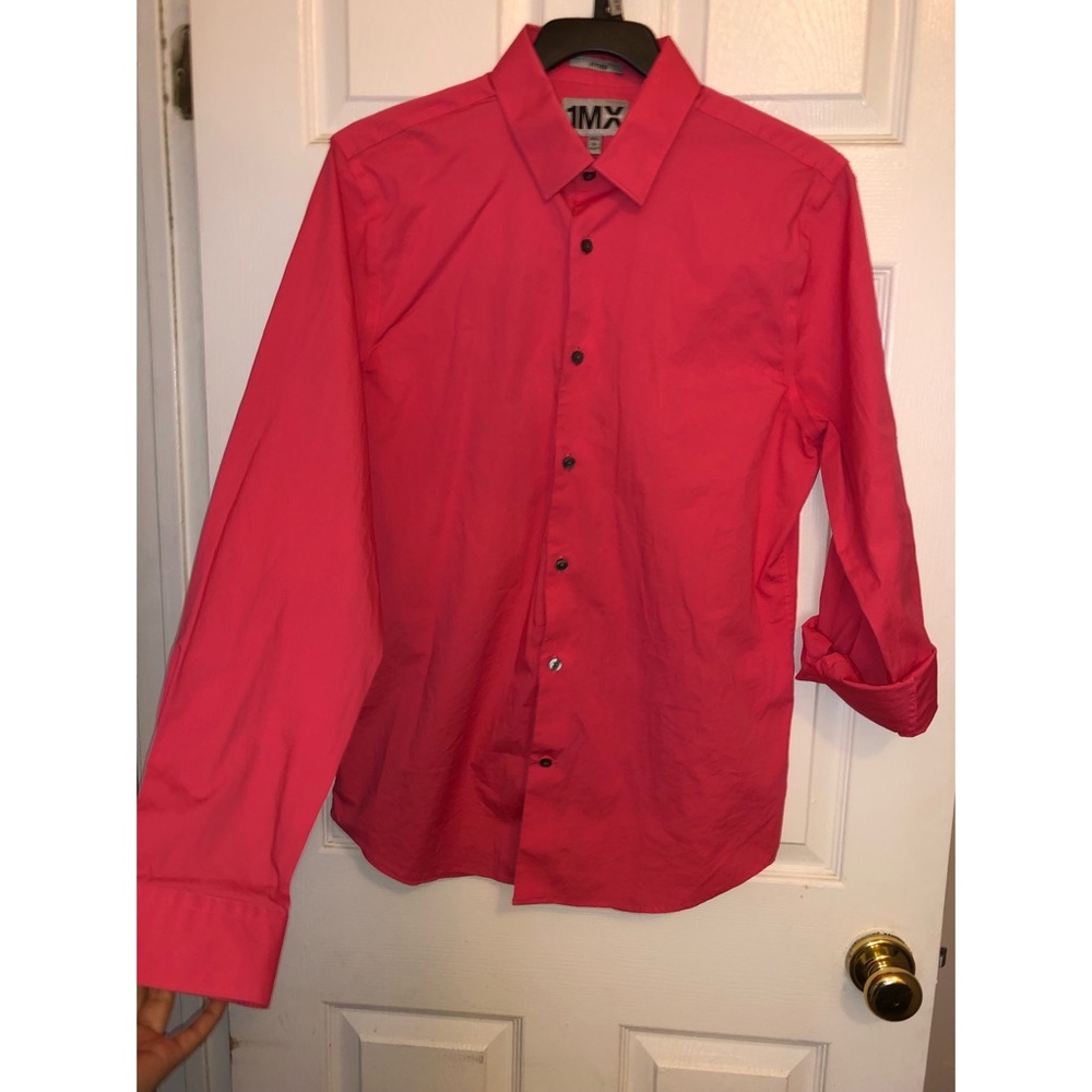 Men’s fitted Express dress shirt